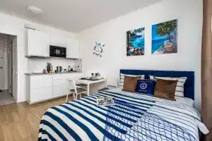 Studiya komfort klassa Sitsiliya Apartments, Kartmazovo
