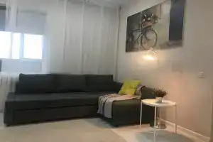 Odnokomnatnaya kvartipa v novom dome Apartments