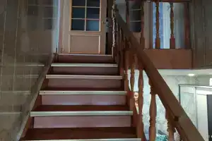 Uyutnyy kottedzh ryadom s lesom i s vidom na gory, v 10 minutah ot gornolyzhki Cottage