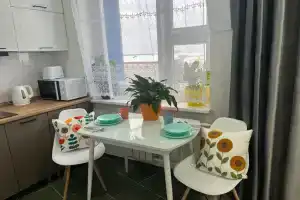 Uyutnaya studiya Apartments
