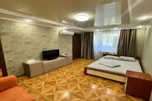 vozle bulvara Pushkina s vodoy Apartments, Donetsk