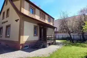 Dom utrennego solntsa Cottage, Zelenogradsk