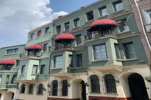 The Red Tent Suite 86, Istanbul