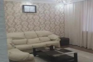 Roshcha Hotel, Bishkek