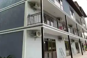 Artur Guest house, Alakhadzi