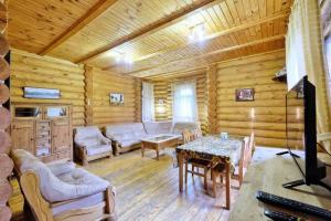 Safari-Park Tourist base, Medyn