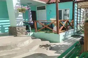 Krymskaya Romashka Guest House, Saky