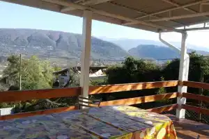 Homestay Bratiev Zantaria Street 70, Sukhumi