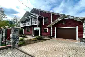 Panskaya hata Tourist base