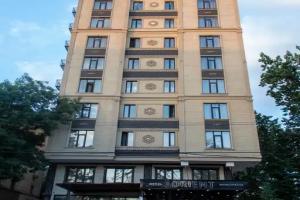 Orient Hotel, Bishkek