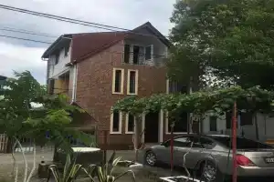 Luna Hotel, Ureki
