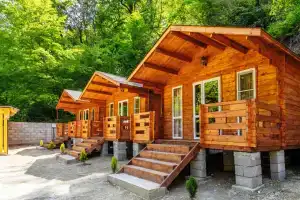 "BroNau U Leona" Tourist base, Ldzaa