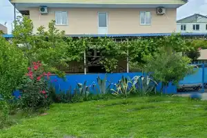 "U Sergea" Guest house, Candripsh