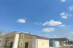 Dikoe pole Tourist base, Kashirskoye