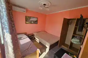 Na Oktyabrskoy 233 Guest house, Candripsh