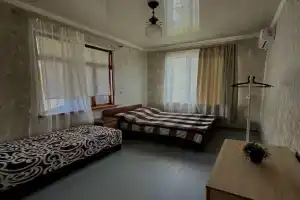 U starogo vinodela Guest house, Gudauta