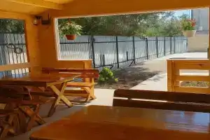 "Noah's Nest" Guest house