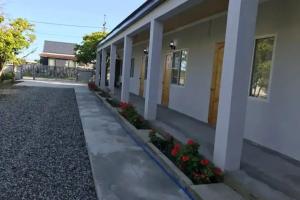 SarKar House, Alakhadzi