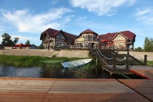 Port Tourist base, Kobona