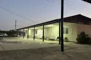 Luna Mini-hotel, Ptitsefabrika