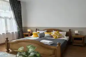 Promenade Park Hotel, Shymkent