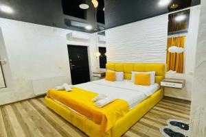 Nana's House, Batumi