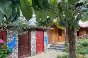 Rayskiy Sad Guest house, Pitsunda