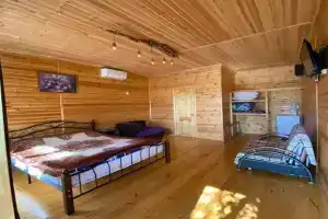 "Viktoriya" Tourist base, Alakhadzi