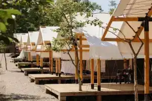 "Bambora" Glamping, Goght'