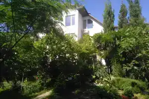 U Morya Guest House, Sevastopol