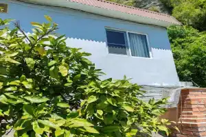"Lada" Guest house