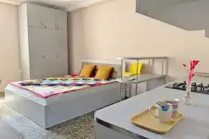 Borzhomi s vysoty polyota! - v istoricheskom zdanii v tsentre Apartments