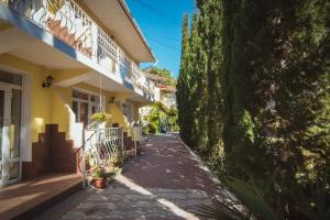 Kiparis Guest house, Alushta