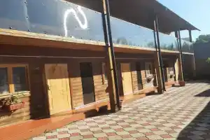 Katunskie vstrechi (oz. Aya) Mini-hotel, Katun