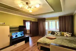 2-komnatnye apartamenty u stantsii, Pushkino