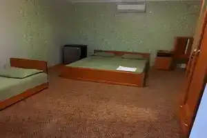 1001 Noch Guest House, Sudak