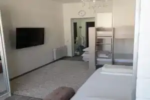 Apartamenty s vidom na more, Lazarevskoye