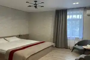 Dvuhmestnyy nomer s 1 krovatyu Lyuks Apartments