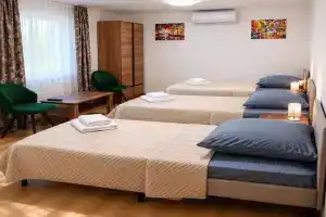 Tryohmestnyy nomer Apartments, Berdyansk
