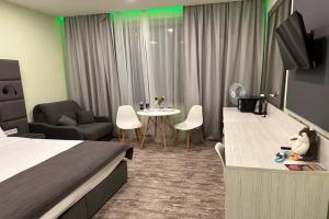 Uyutnyy nomer na ozere Elovoe Apartments, Chebarkul'