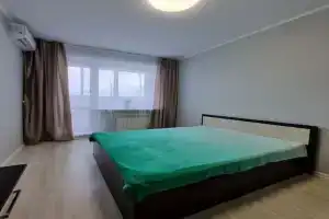 Uyutnaya, ppoctornaya 1k kv v otlichnom sostoyanii v 3 min ezdy do brosko Apartments