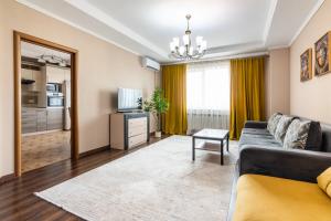 Zhk mega tower vozle trts mega 2 h komn Apartments, Almaty