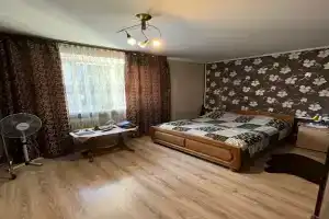 Uyutnaya v tsentre goroda Apartments