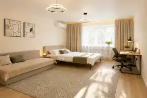 Novaya i uyutnaya v samom tsentre so vsemi usloviyami Apartments, Uralsk