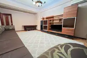 Na Naberezhnoy Apartments