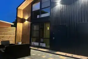 Kruglogodichnyy barnhaus 5 Vecherov Cottage, Yeysk