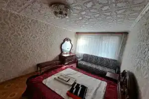 2-komnatnaya Apartments