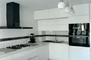 s dizaynerskim remontom Apartments, Dzerzhinsk