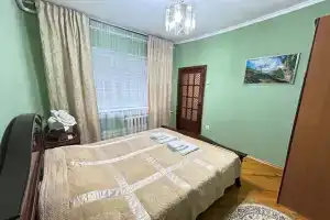 Uyutnaya ryadom s morem i zhd vokzalom Apartments, Makhachkala