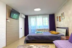 blizhe k tsentru u ostanovki Konditerskaya Apartments